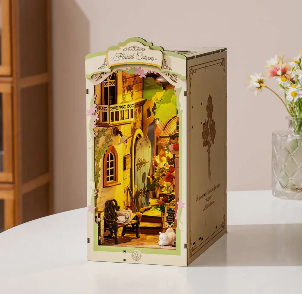 Floral Corner Book Nook kit