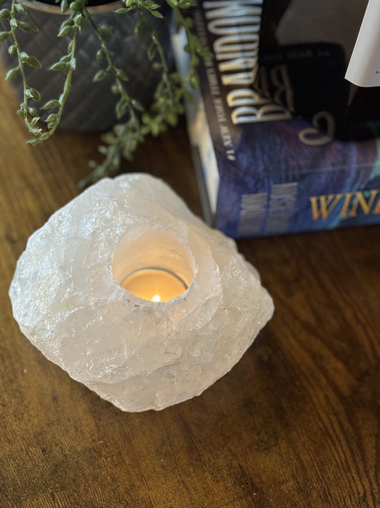 Clear Quartz Candle Holder – A Luminous Touch for Bookshelves